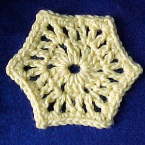  Scrappy Hexagon Motif