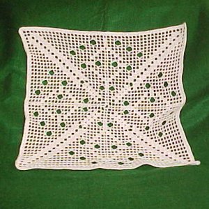 Lacet Circles Filet Square Doily