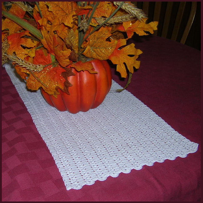 Open Shells Table Runner