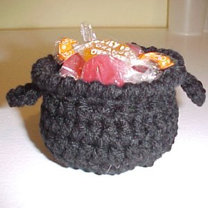 Witch's Cauldron Party Favor