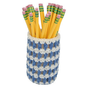 Stacked Chains Pencil Cup