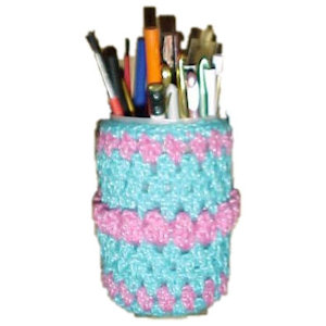 Pompadour Pencil Cup