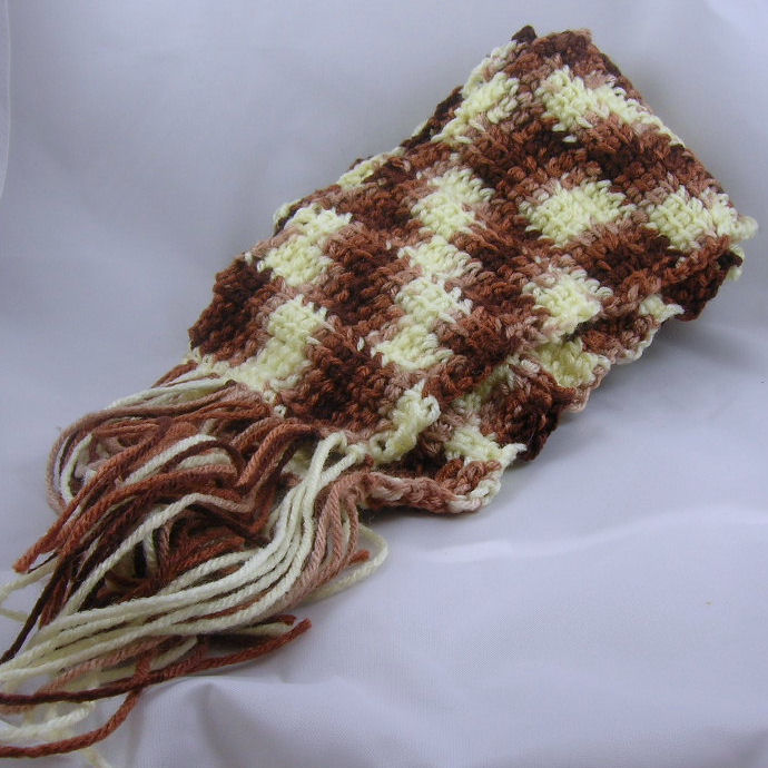 Linked Trebles Scarf